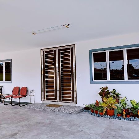 Stay Inn Sikamat Σερεμπάν Εξωτερικό φωτογραφία